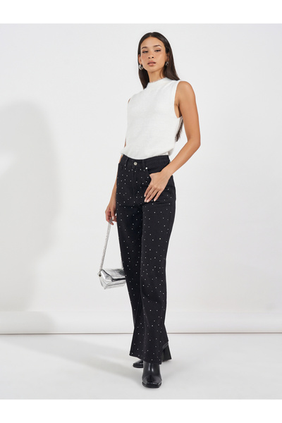 Styli High Rise Straight Fit Embellished Jeans