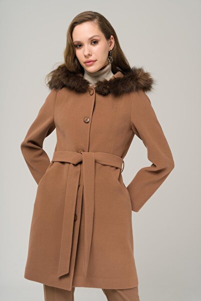 Olcay Chlupatý kabát s kapucí TABA 3986