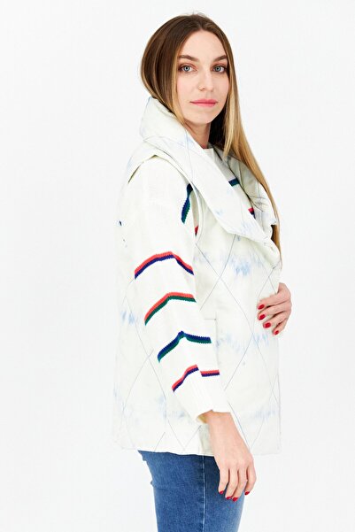 Steve Madden Women Washed Vest Jacket, Beige