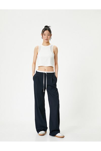 Koton Kurzes Sportler-Baumwoll-Slim-Fit mit Mesh-Detail