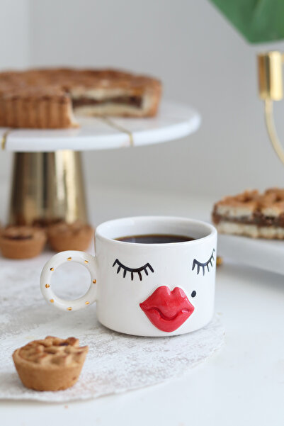 Perla Art El Yapımı Dudak Figürlü 24K Altın Dekorlu Seramik Mug 200ml