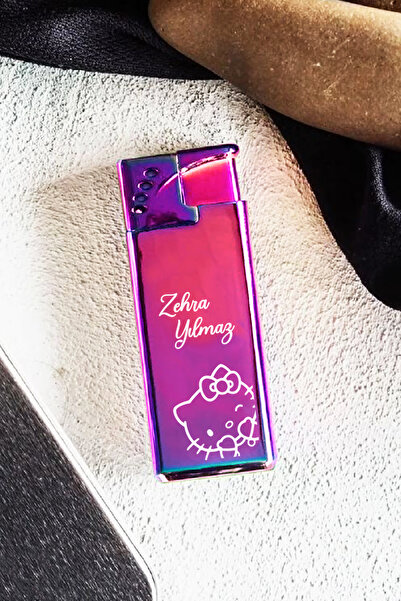 Police Kişiye Özel İsimli ve Kutulu Gazlı Rüzgara Dayanıklı Police Çakmak Hello Kitty Baskılı