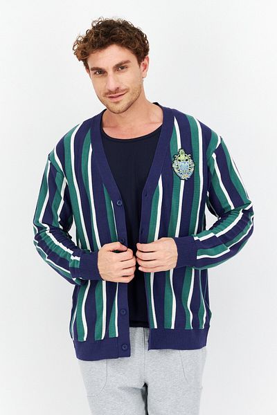 Fila Men Sportswear Fit V Neck Long Neck Outdoor Cardigan, Green