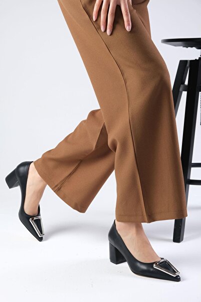 Mio Gusto Lucinda Black Color Women's Heeled Shoes