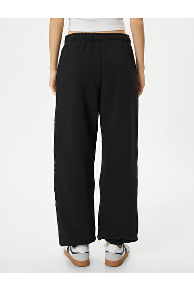 Koton Şardonlu Jogger Eşofman Altı Paraşüt Kumaş Detaylı Cepli Rahat Kalıp