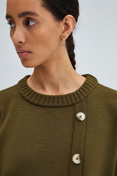 Touché Privé Strickpullover mit Knopfdetail