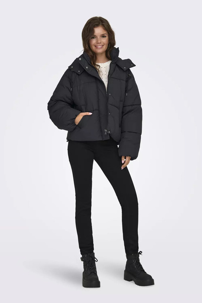 ONLY Γυναικείο πουφερ μπουφάν με κουκούλα-15322013