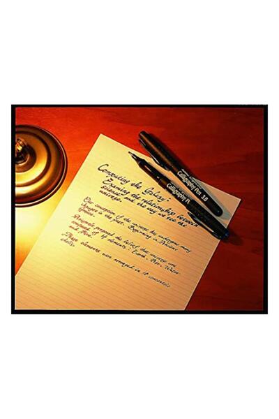 artline Kaligrafi Kalemi Siyah 4.0 Mm Düz Kesik Uç Supreme Calligraphy 1 Adet Kesik Keçe Uçlu Kaligrafi