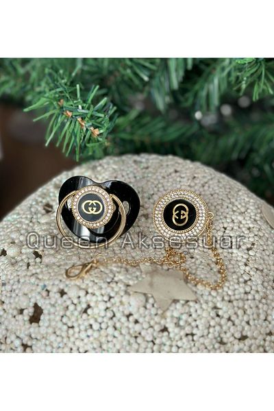 QUEEN AKSESUAR Luxury Design Trend Brand Logo Black Unisex Baby Crystal Stone Pacifier Chain Strap Gift Set