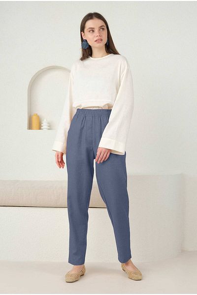 HEQA Pantaloni morcovi de in albastru - blugi tăiați
