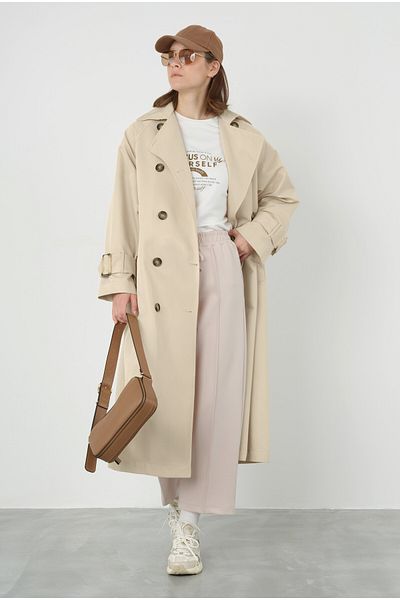 HEQA Beige Trench Coat with Belt Buckle