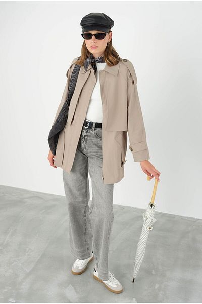 HEQA Mink Colored Trench Coat - Windbreaker Detailed