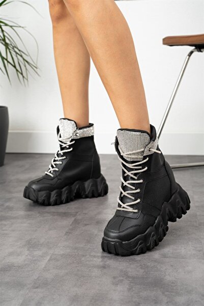 Modanizm Aurelia Siyah Taş Detaylı Süet Spor Bot