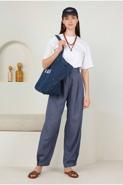 HEQA Pantaloni de in albastru - Blugi cu picioare plisate