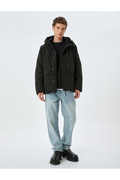Koton Slim-Fit-Kapuzenmantel mit Reißverschluss