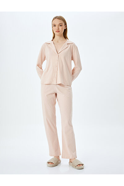 Koton Gömlek Yaka Düğmeli Puantiye Desenli Pijama Takımı