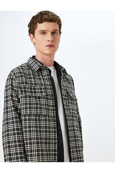 Koton Langärmliger, karierter Tweed-Hemdmantel mit Taschendetail