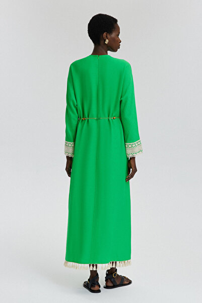 Touché Privé Lace Detailed Sleeve Dress