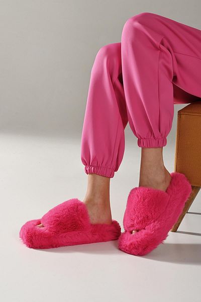 Beyond Дамски домашни чехли Fuchsia - изключително меки косми, 3 см Bynd01