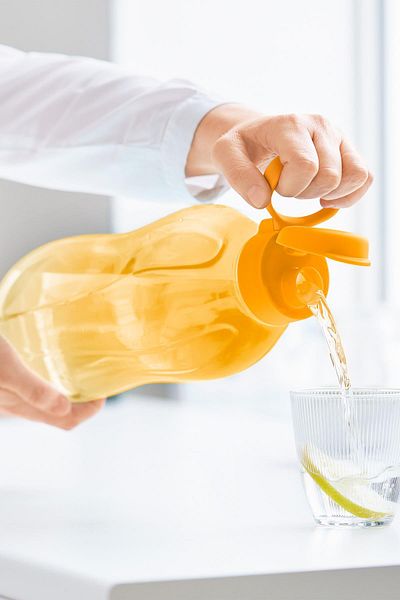 Tupperware Eco Papaya 2Lt - Bottle Water Bottle and Water Bottle Easy Cover