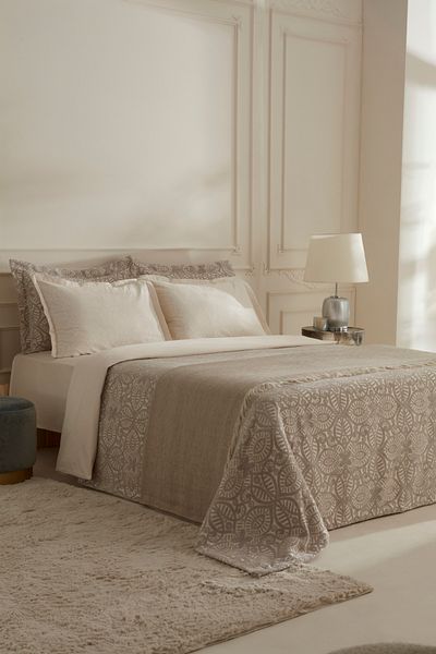 Karaca Home Silver Color Megan 8 Piece Dowry Set