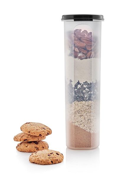 Tupperware Oval Pulses and Dry Food Storage Container 4 890 ml