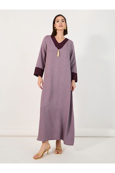 Styli Contrast Cuff Jalabiya with Tassel Detail