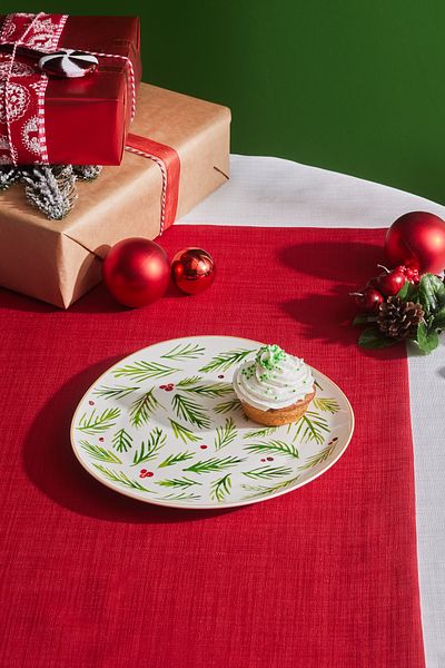 Karaca New Year New Year Kokina Cake Plate 20.5 cm