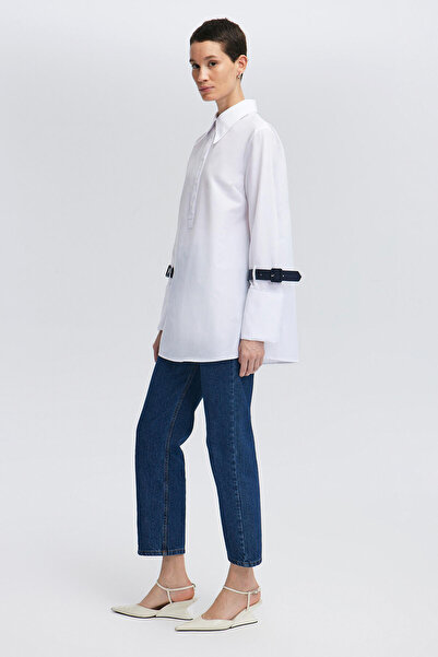 Touché Privé Shirt with Wide Cuffs and Buckle Detail