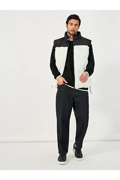 Styli Quilted Color Block Sleeveless Puffer Jacket with Welt Pockets