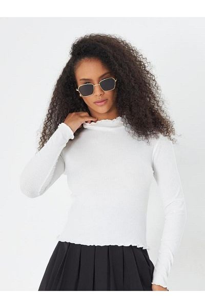 AMİDA White Half Turtleneck Baby Overlock Finish Detailed Ribbed Long Sleeve Women's Blouse- 2461