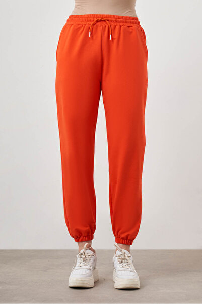 Mizalle Paça Lastikli İki İplik Nar Çiçeği Pantolon