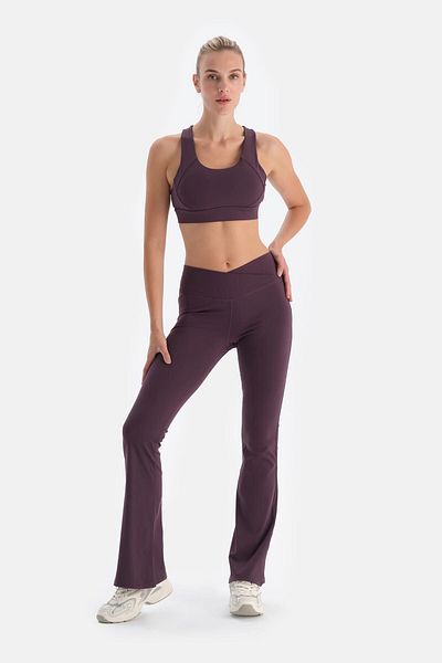 Dagi Damen-Leggings mit spanischem Bein in Pflaume