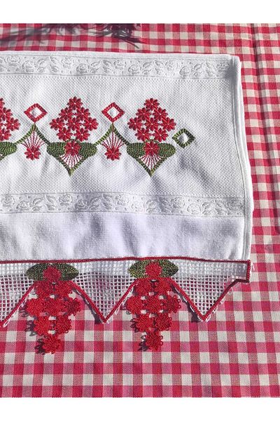 Peacock 100% Cotton Hand Pool, Laced and Embroidered, Suitable for Dowry Gift