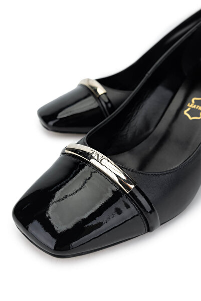 Tamer Tanca Kadın Hakiki Deri Siyah Topuklu Ayakkabı