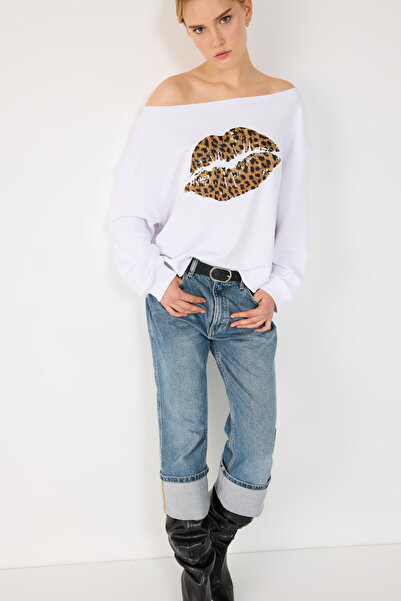 No Matter What 100% Cotton Leopard Printed Lip Printed Sweatshirt