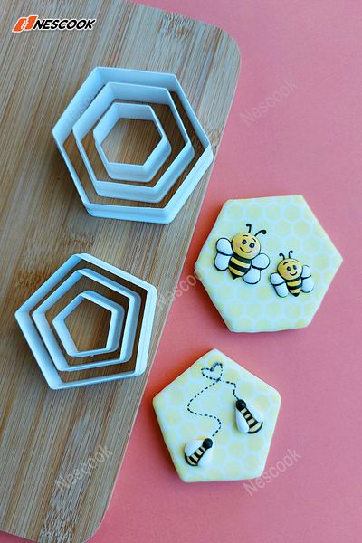 nescook 6-Piece Hexagonal and Pentagonal Cookie and Sugar Dough Mold / Soccer Ball Cutter Set / Cake Mold