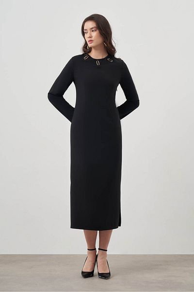 Mizalle Black Dress with Ornamental Collar
