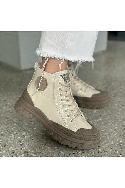 Guja 24K311-4 Γυναικείες αντιολισθητικές αθλητικές μπότες λουστρίνι
