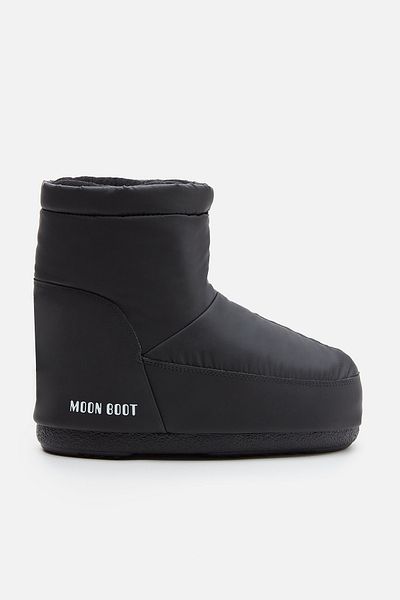 MOON BOOT 80D 1409410 Model Relaxed Fit Outfit