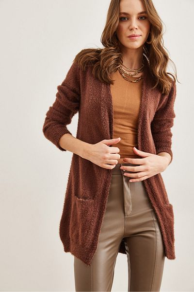Olalook Bitterbraune Damen-Strickjacke mit weicher Textur – Taschen, Bart-Modell HRK- 19000320