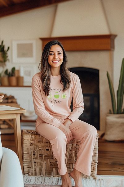 Trendyol Collection 100% pamut világos lazac pizsama szett avokádónyomattal - THMAW25PT00112
