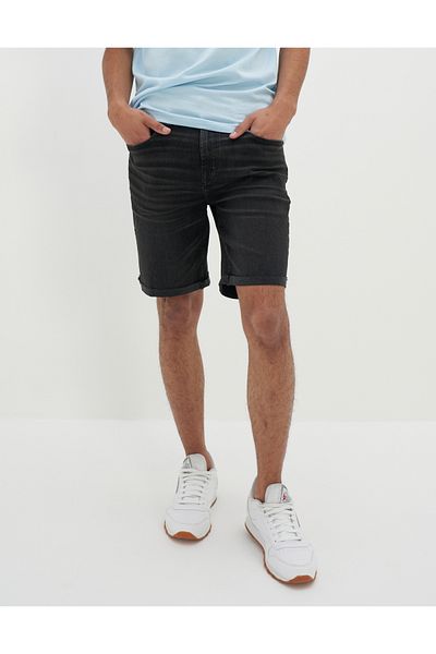 AMERICAN EAGLE AE AirFlex+ 9" Athletic Fit Denim Short