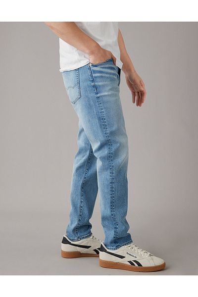 AMERICAN EAGLE AE EasyFlex Relaxed Slim Jean
