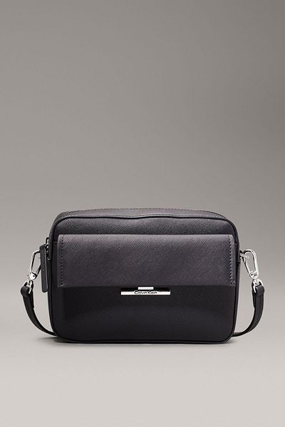 Calvin Klein Dámská crossbody kabelka K60K 612564 Beh Model Černá
