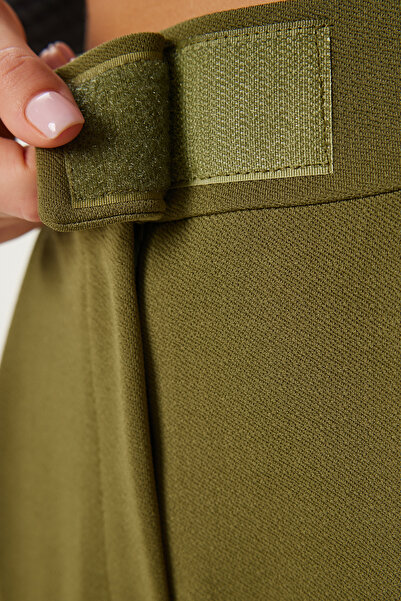 Happiness İstanbul Kadın Haki Beli Cırtlı Rahat Dokuma Pantolon RV00150