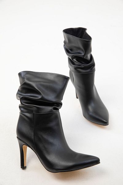 SOHO Dámské černé kozačky – model Bootie 20028