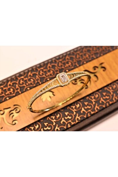 Güler Kuyumculuk 8 Ayar Altın Baget Taşlı Kelepçe Bilezik