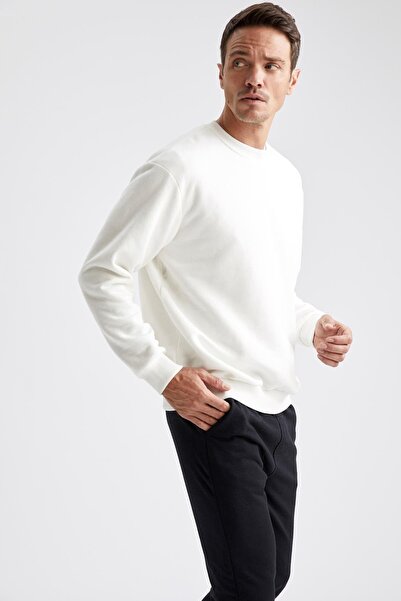 DeFacto Erkek Off Whıte Oversize Fit Bisiklet Yaka Basic Sweatshirt S2819AZ20WN