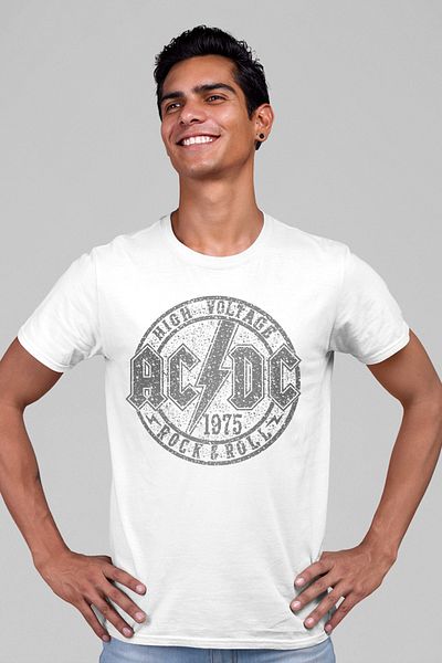 ROCKANDROLL Ανδρικό κοντομάνικο μπλουζάκι Acdc σε λευκό επίπεδο